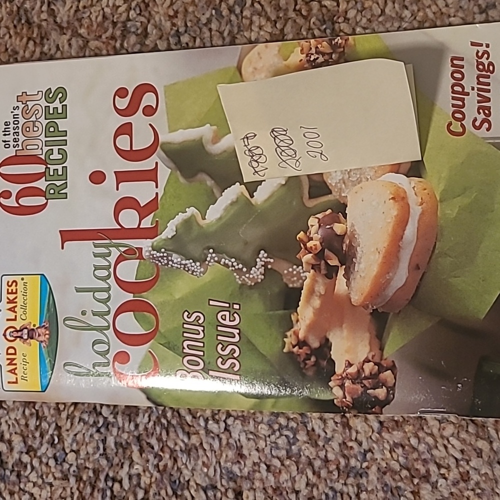 Assorted Recipe Book Collection - Picture 7 of 8
